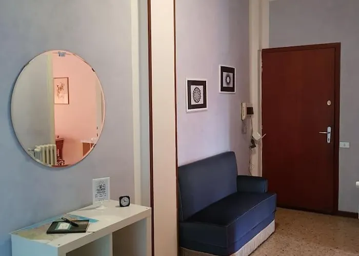Casa Elisa Ottima Posizione E Parcheggio Gratuito شقة *